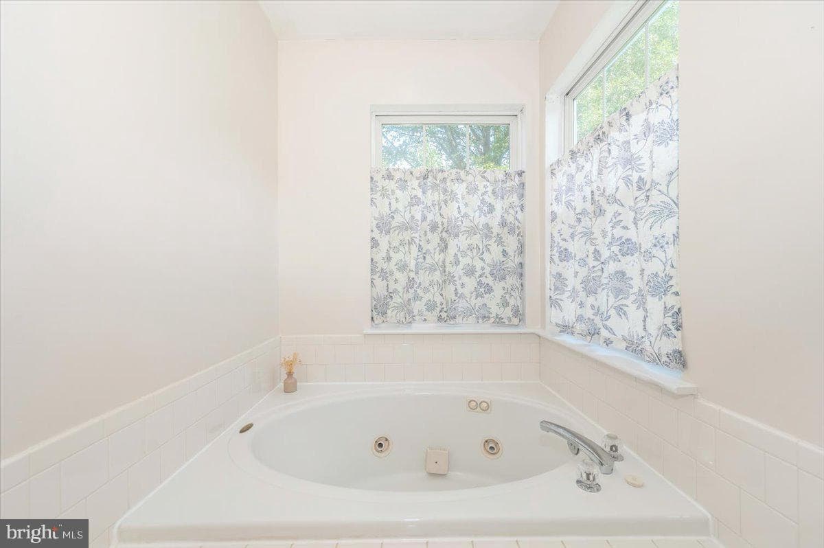 6301 White Cedar Court photo 29