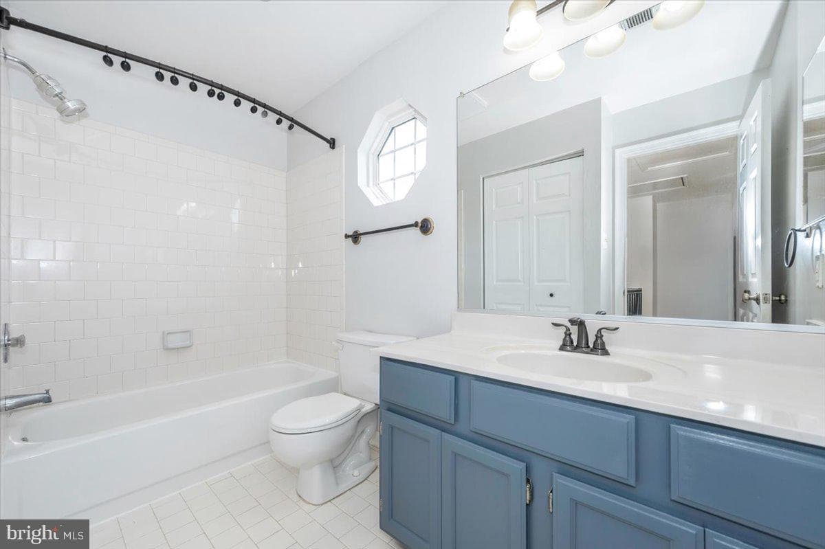 6301 White Cedar Court photo 37