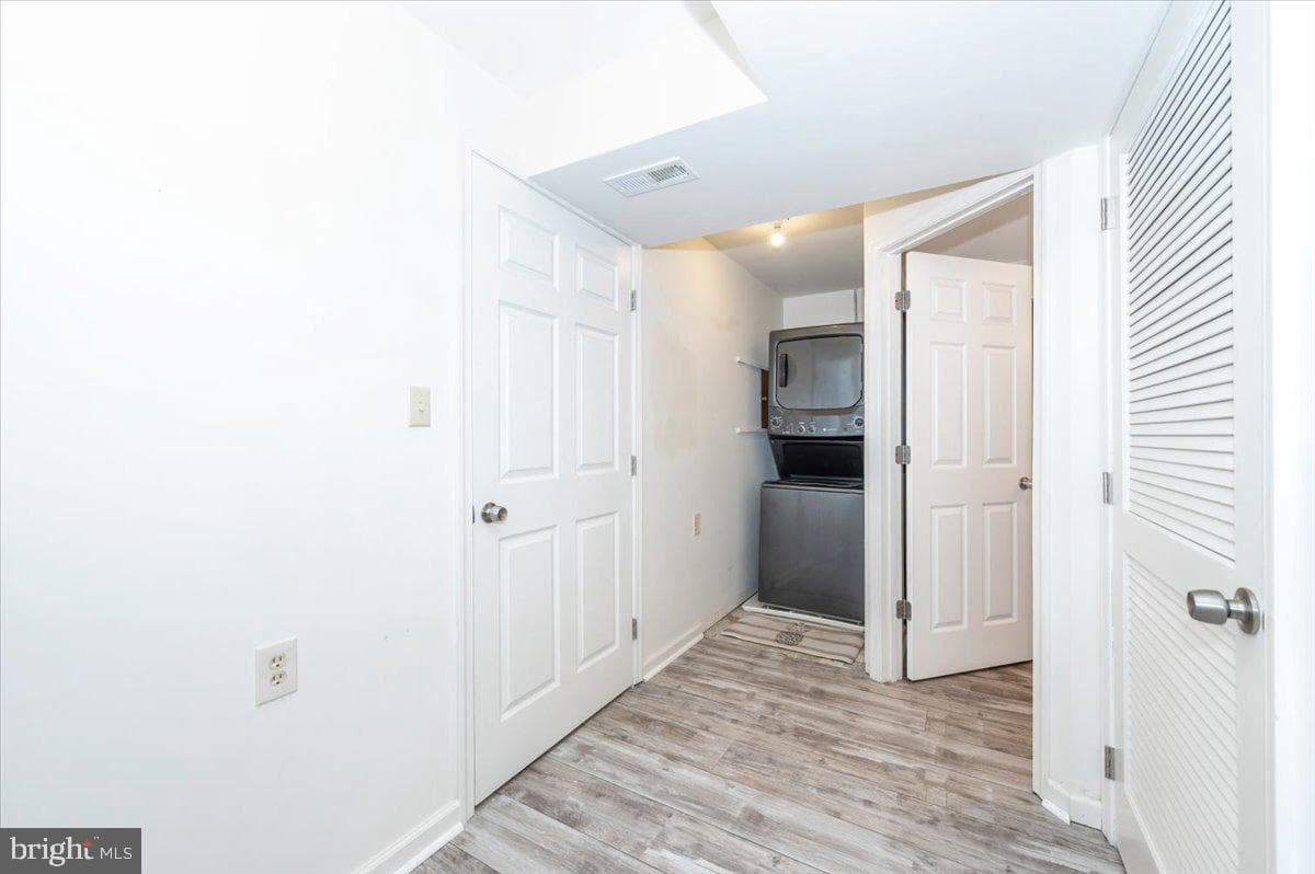 6301 White Cedar Court photo 40