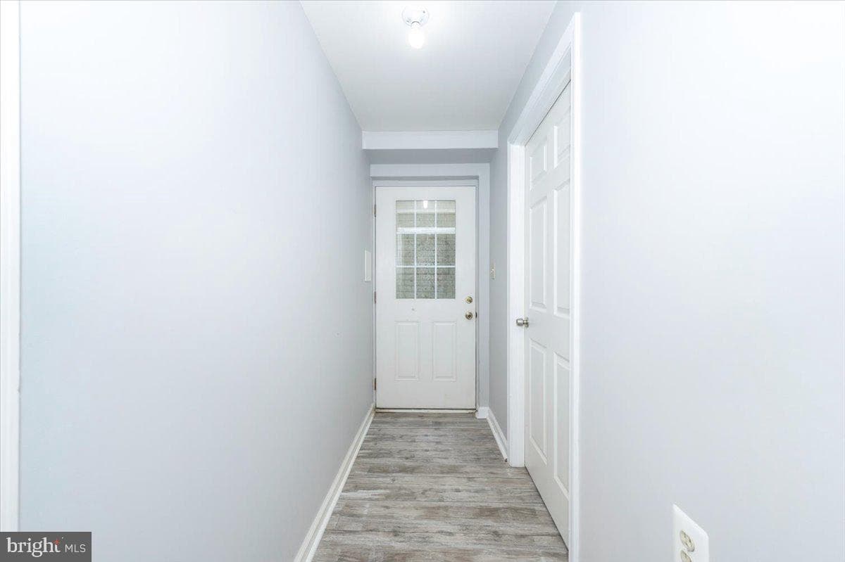 6301 White Cedar Court photo 47