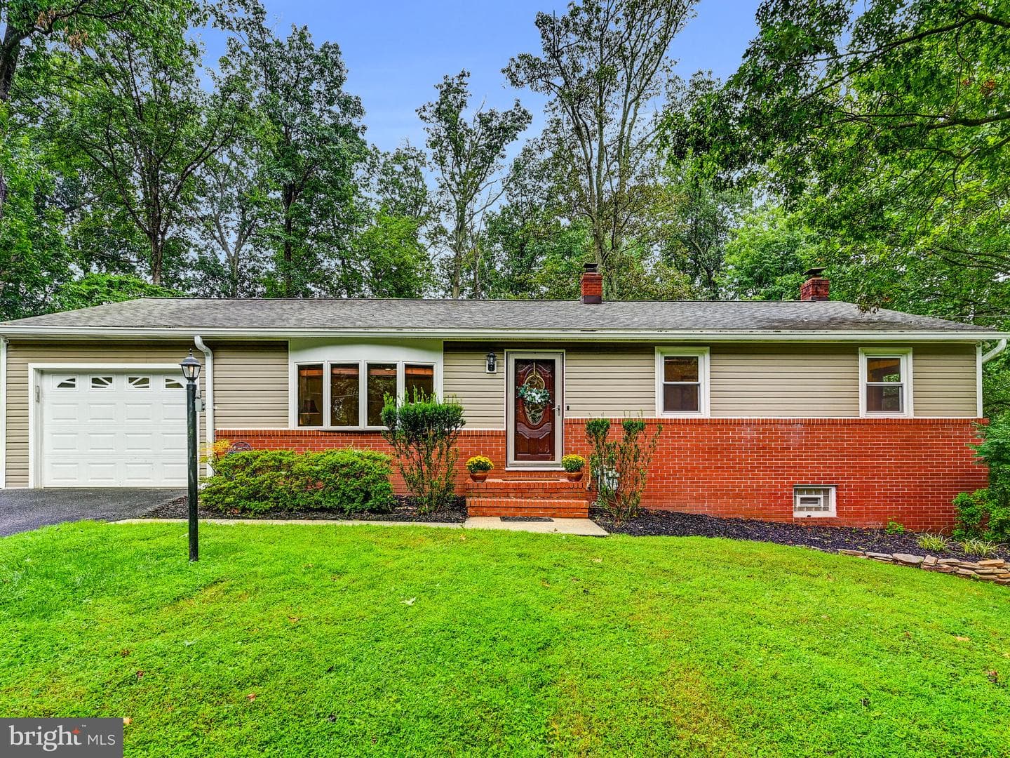 1303 Hillcrest Drive photo 1