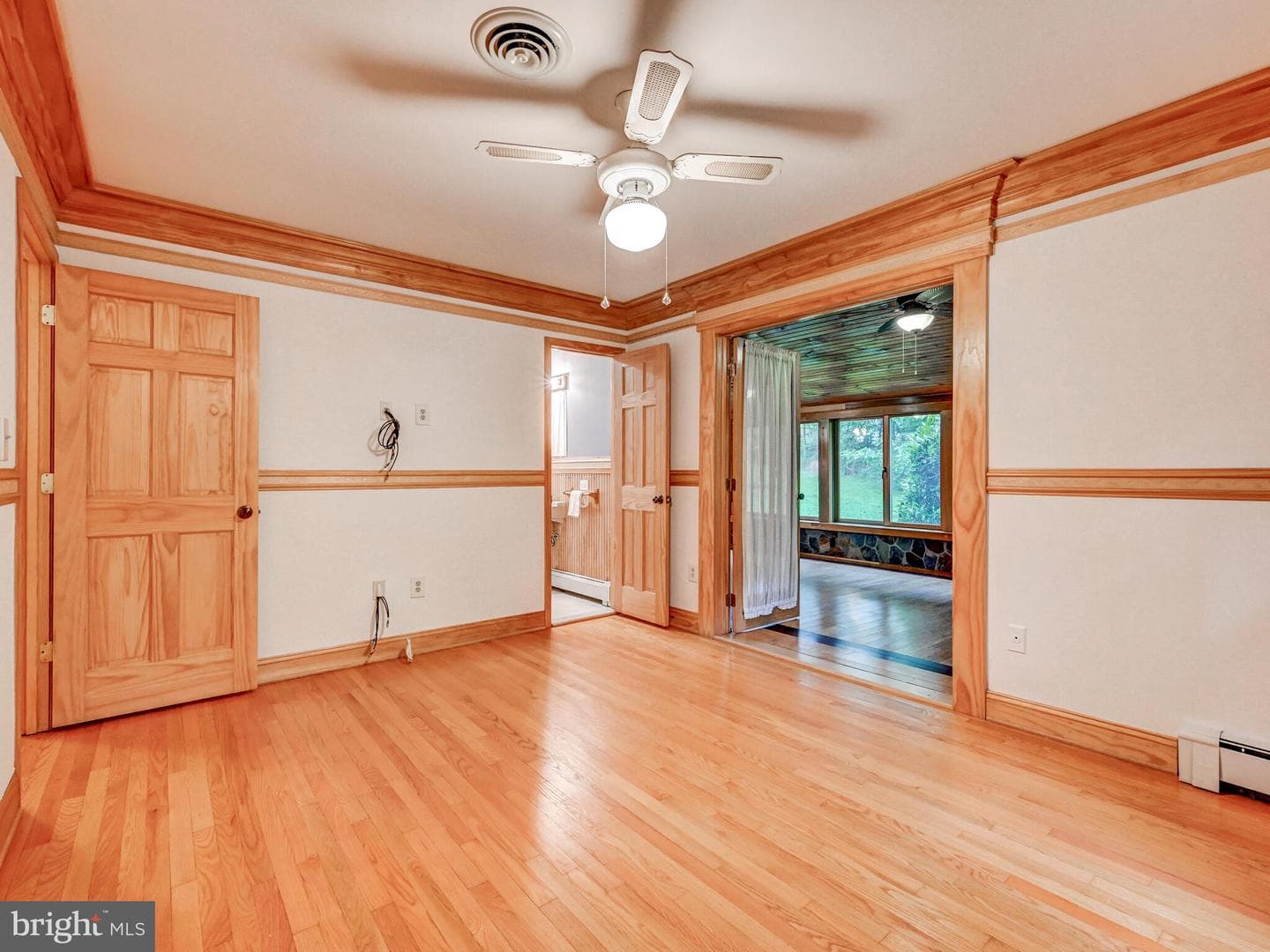 1303 Hillcrest Drive photo 18