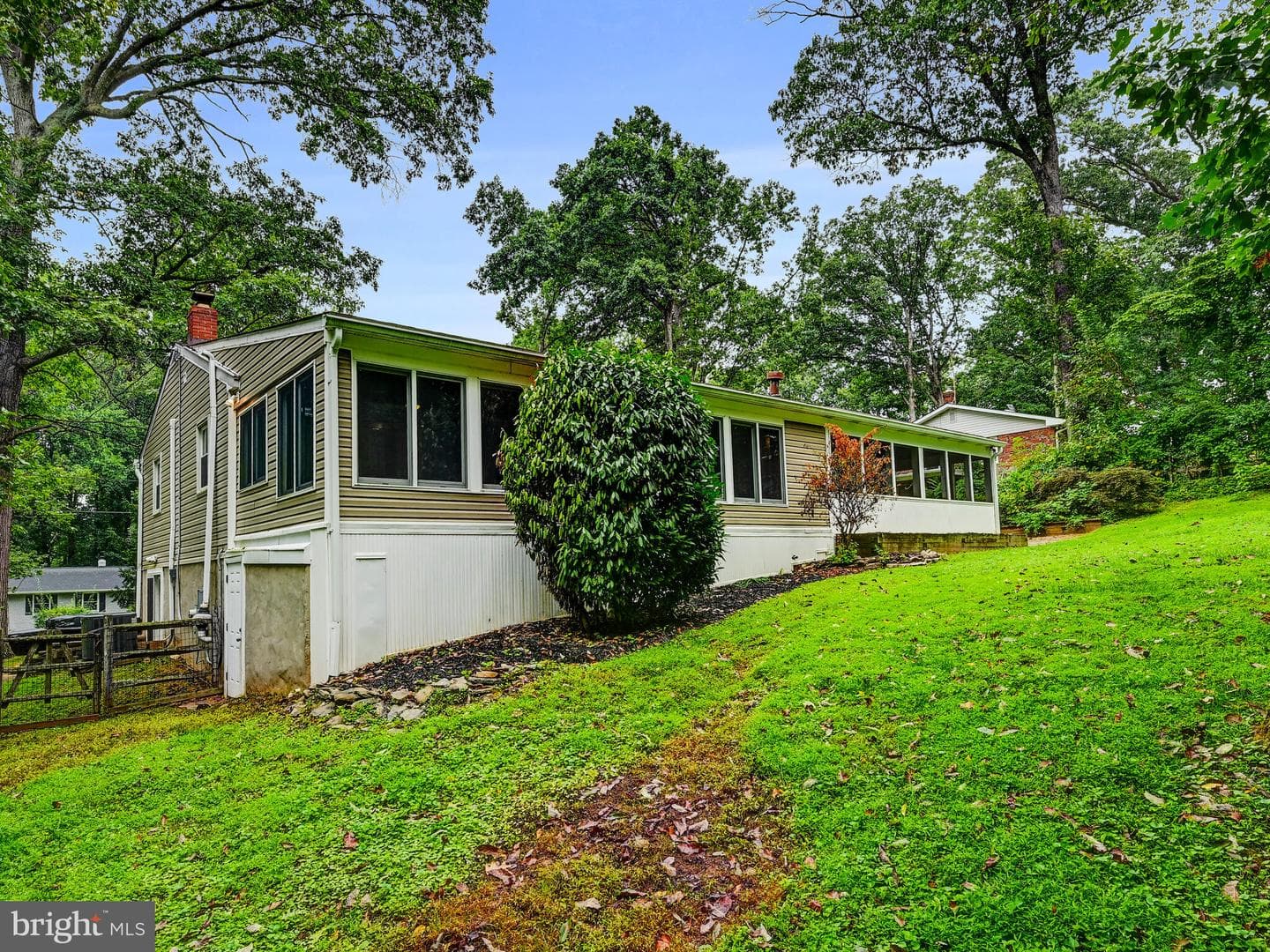 1303 Hillcrest Drive photo 33