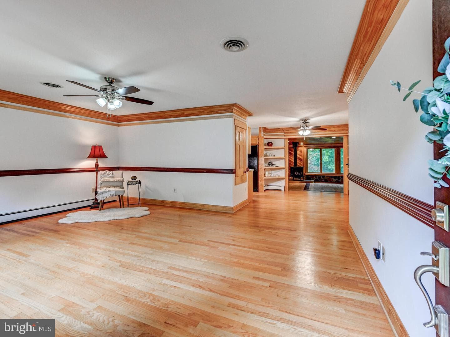 1303 Hillcrest Drive photo 4