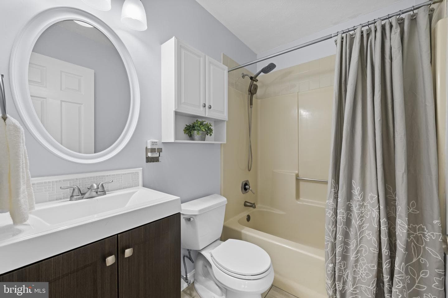 6822 Littlewood Court photo 22