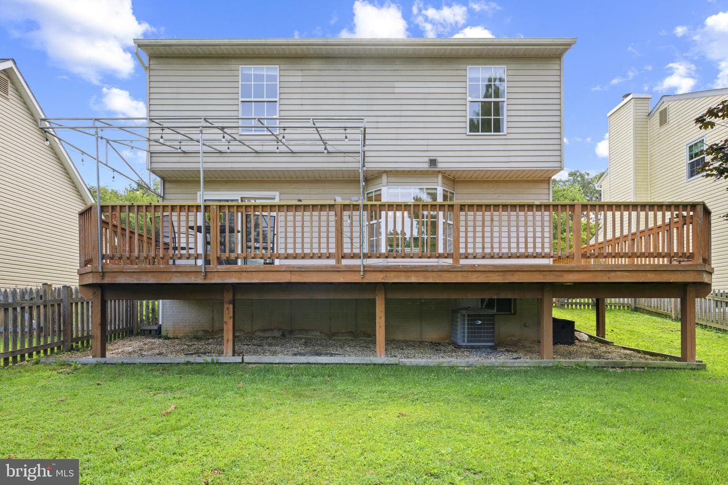 6822 Littlewood Court photo 27