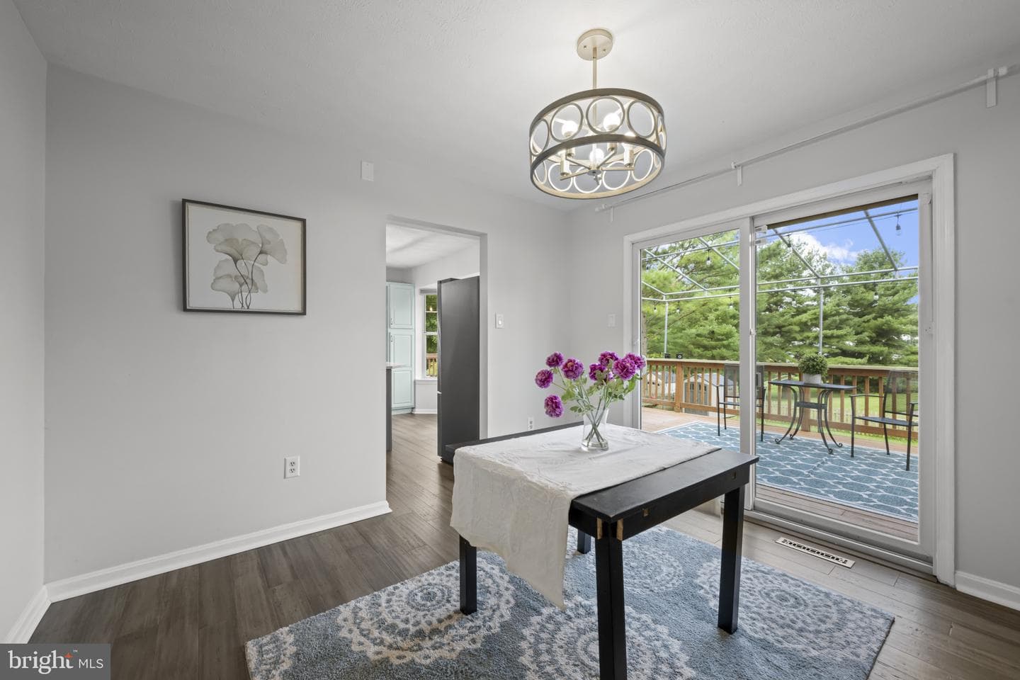 6822 Littlewood Court photo 6