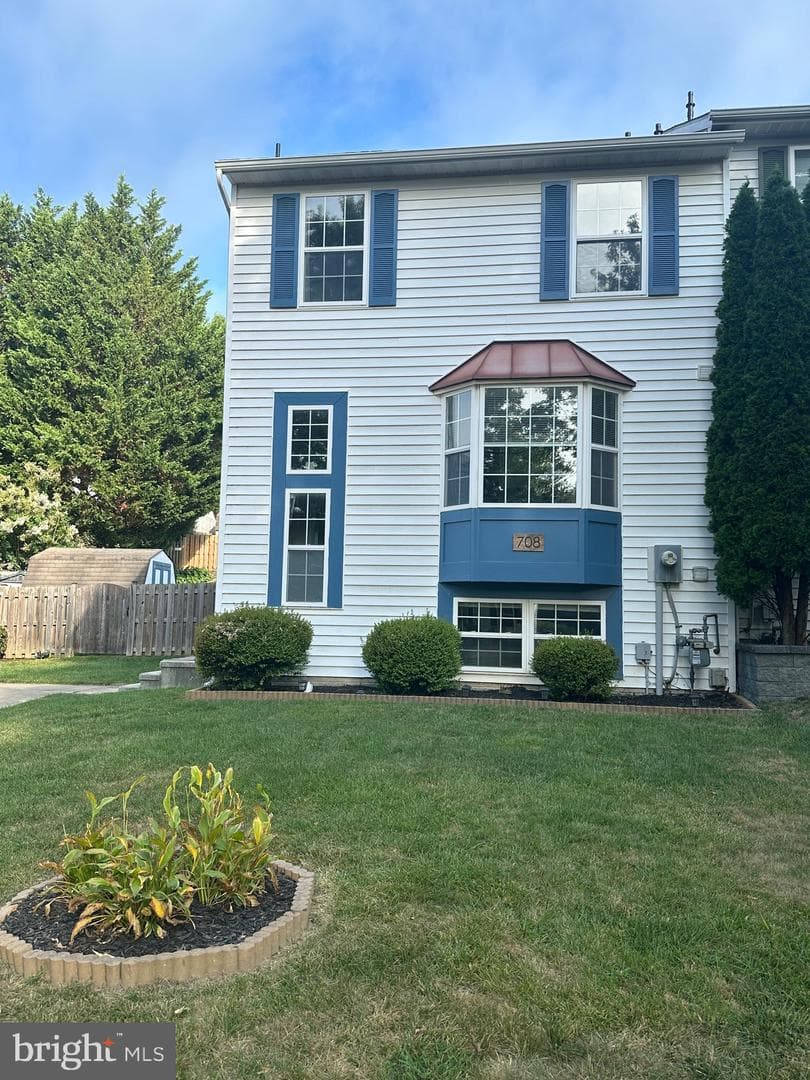 708 Spotters Court photo 53