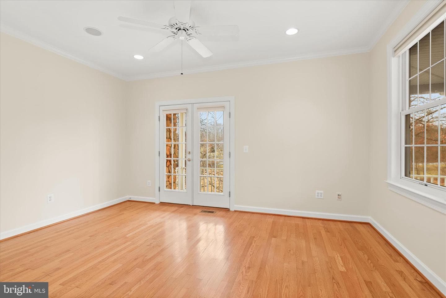 5722 Banjo Drive photo 10