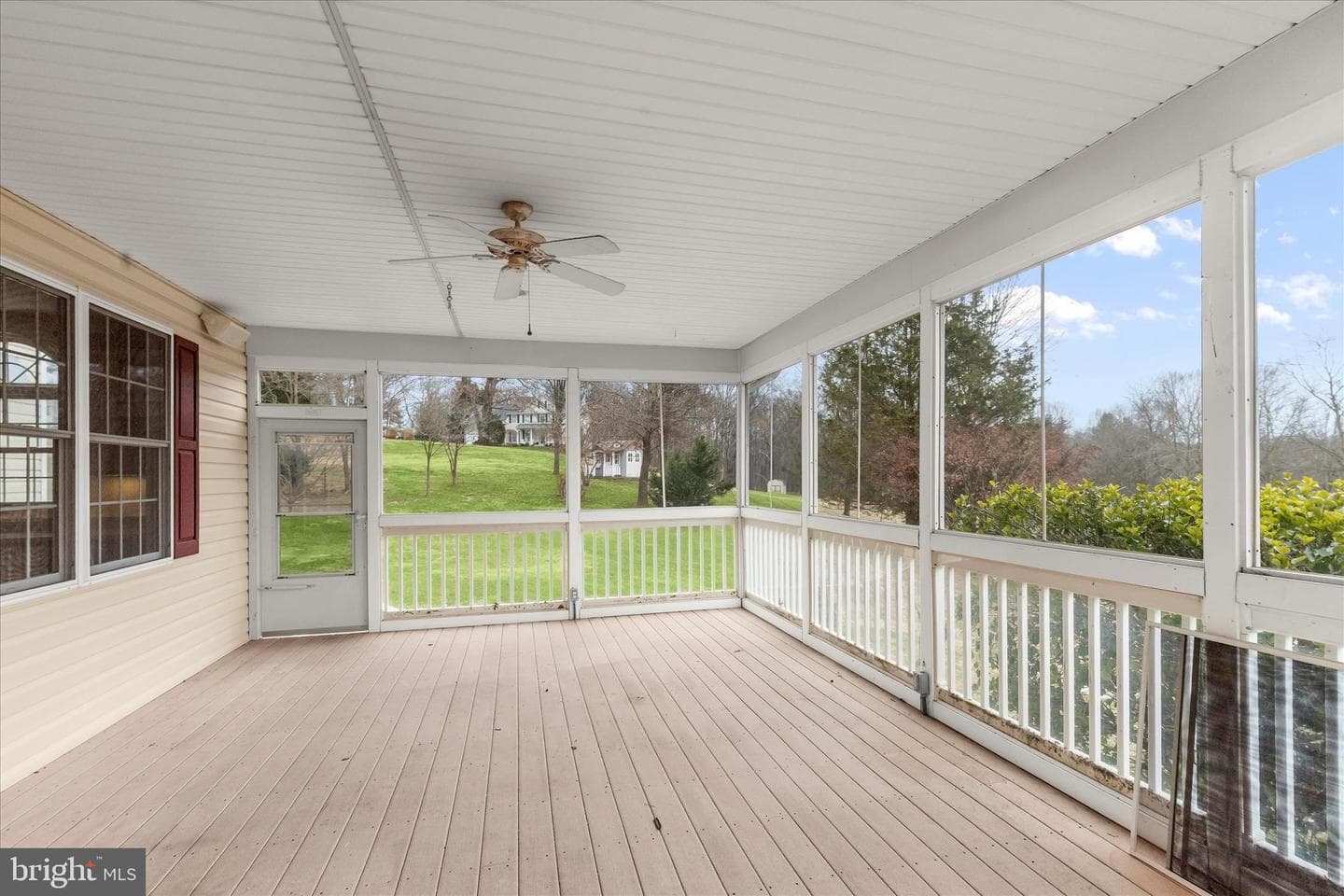 5722 Banjo Drive photo 27