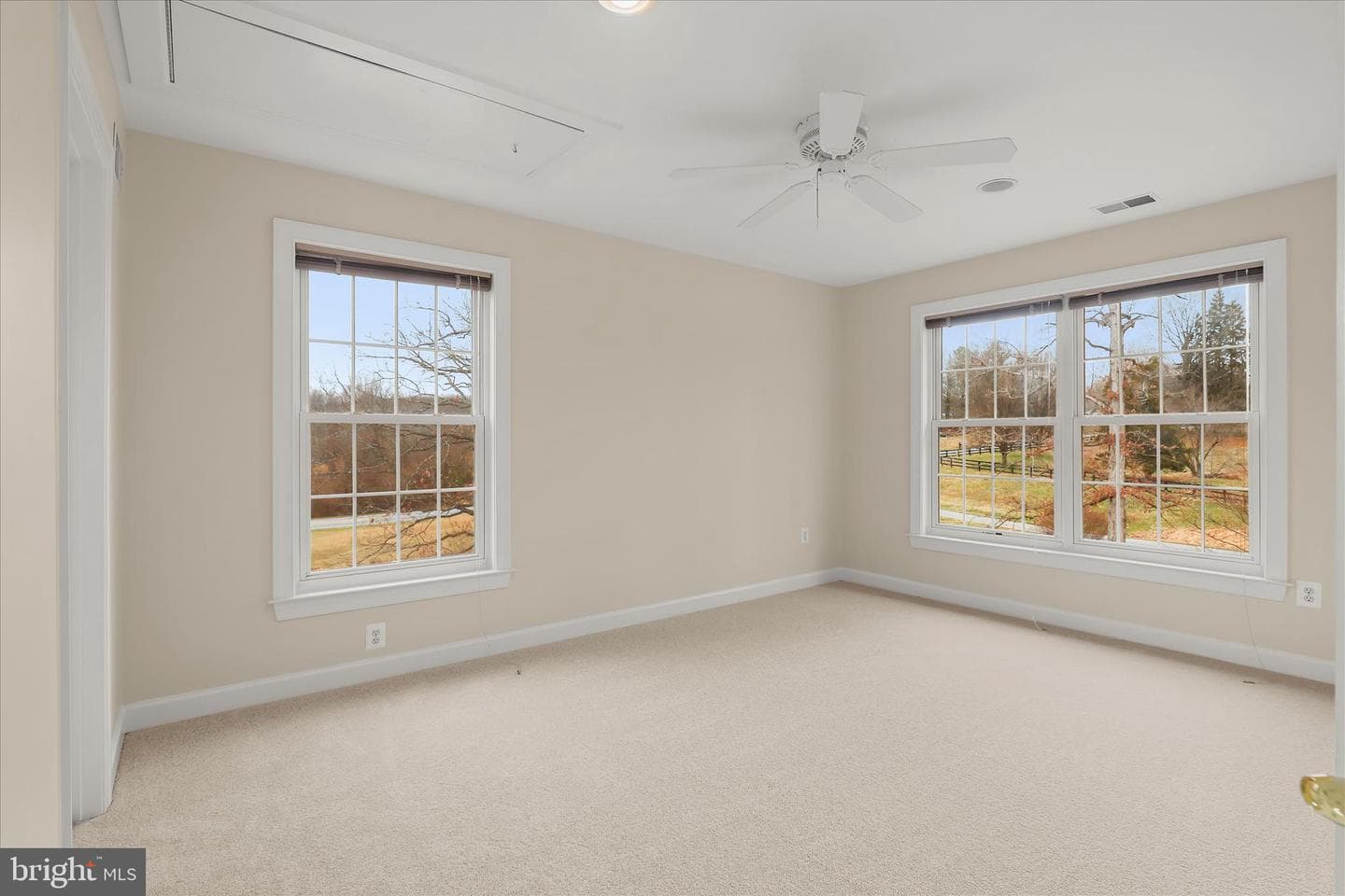 5722 Banjo Drive photo 55