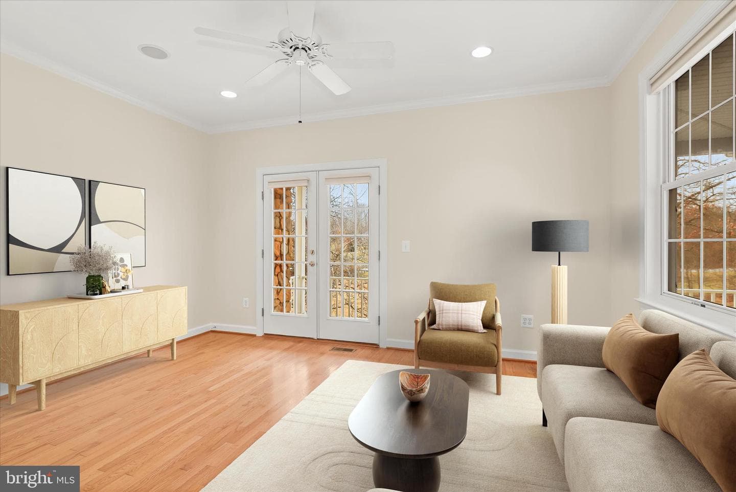 5722 Banjo Drive photo 9