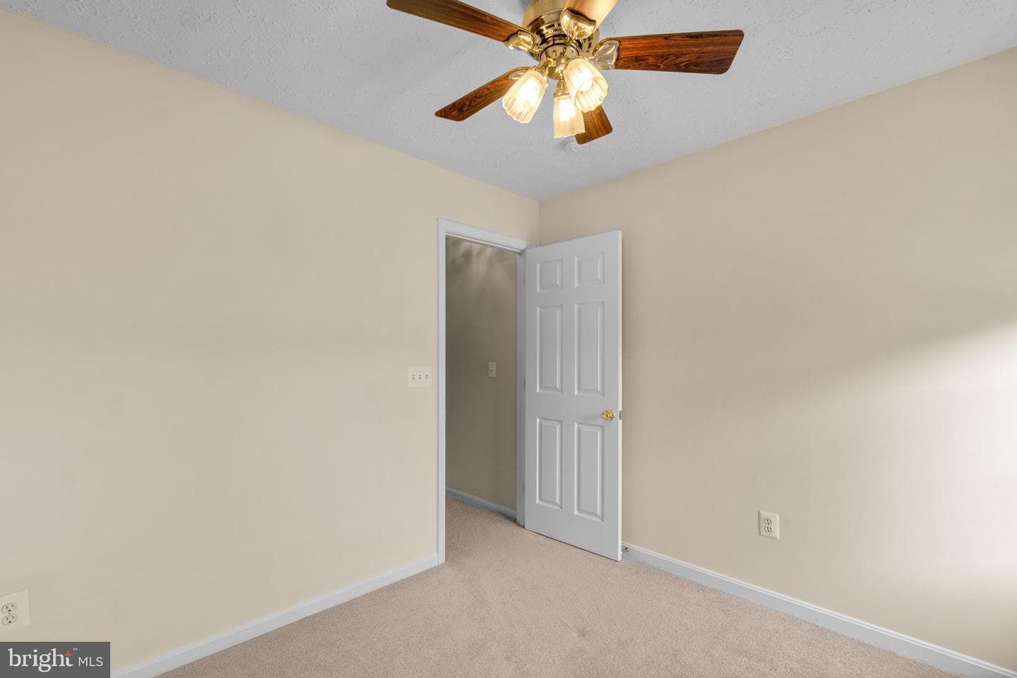 3161 Pyramid Circle photo 22