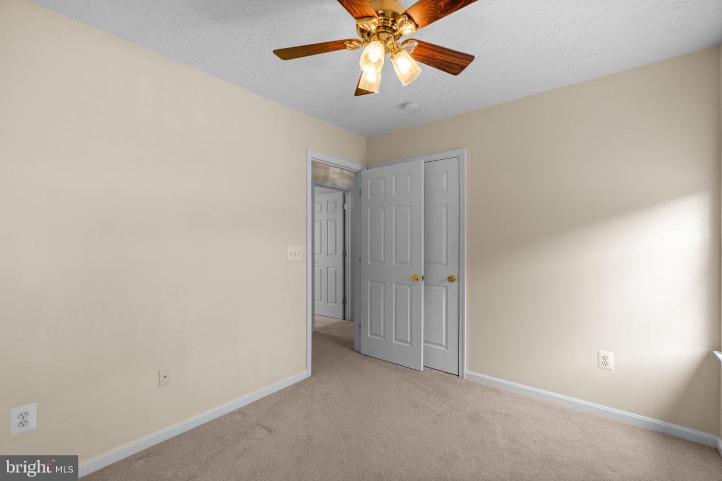 3161 Pyramid Circle photo 29