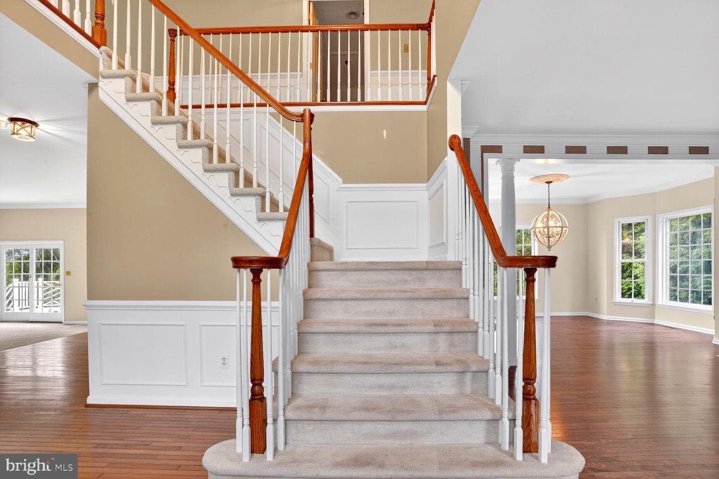 1744 Peppermint Lane photo 4