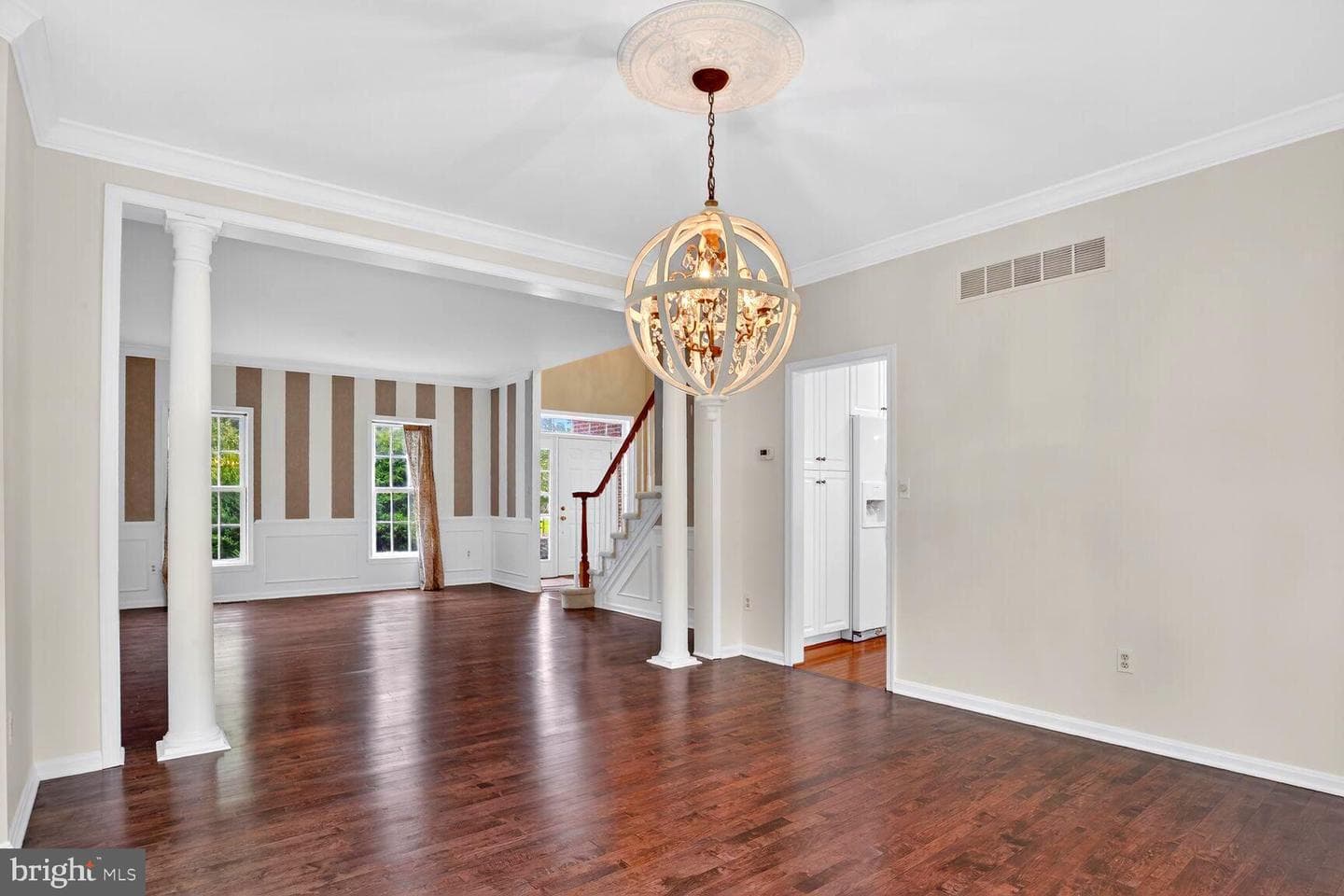 1744 Peppermint Lane photo 5