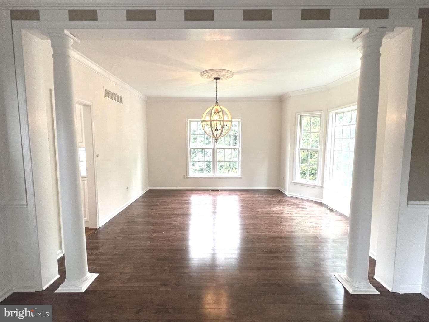1744 Peppermint Lane photo 7