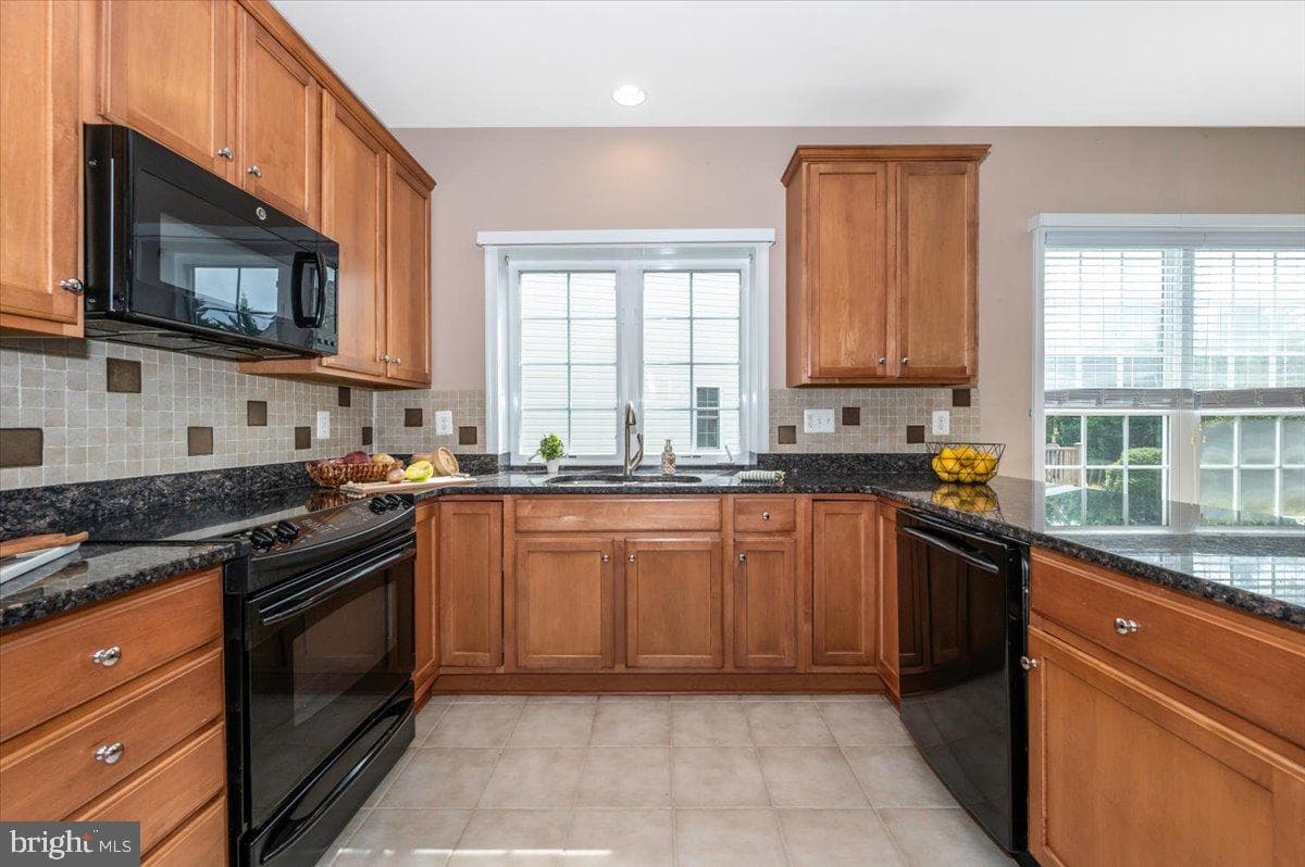 528 Clubside Drive #235 photo 21