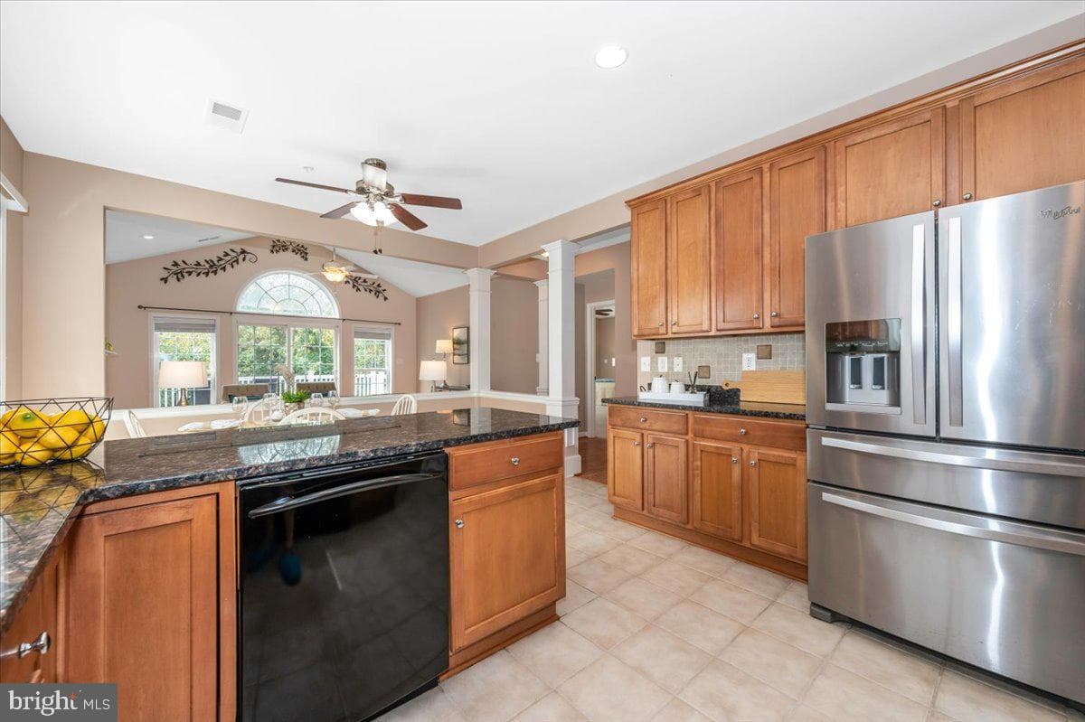 528 Clubside Drive #235 photo 26