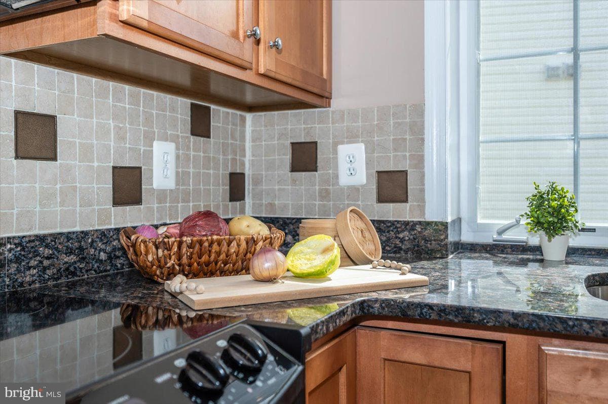 528 Clubside Drive #235 photo 27