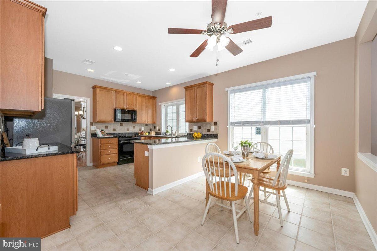 528 Clubside Drive #235 photo 29