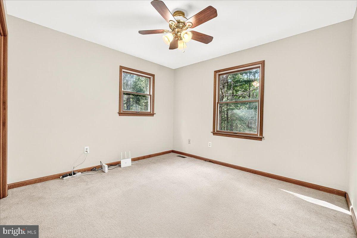 355 Nathans Drive photo 31