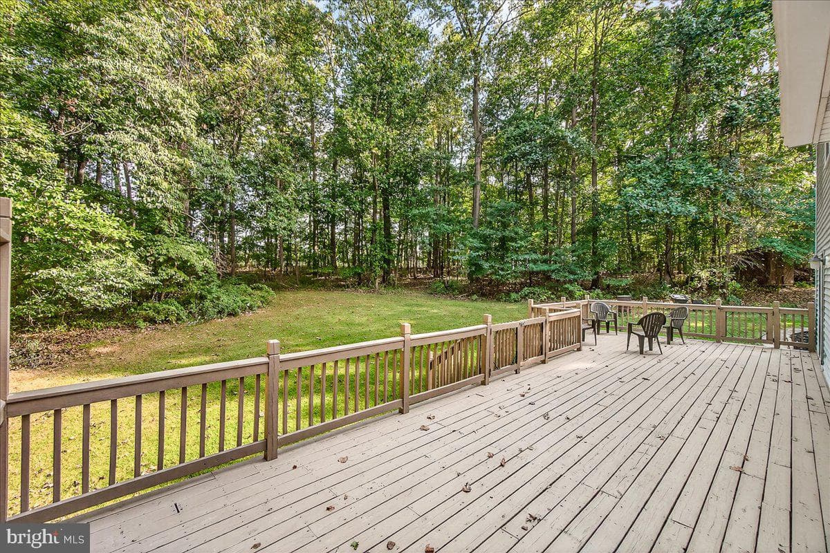 355 Nathans Drive photo 43