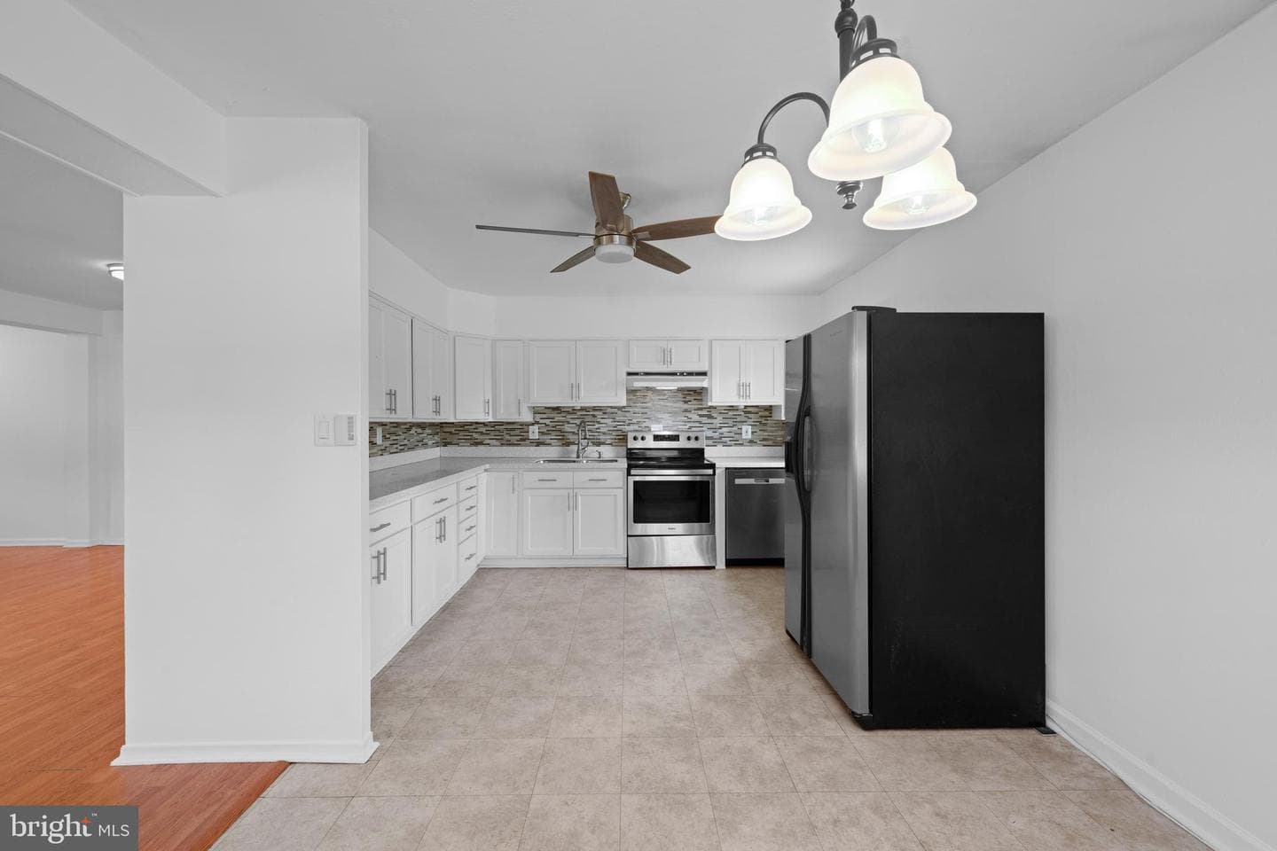 105 Hahn Road photo 12