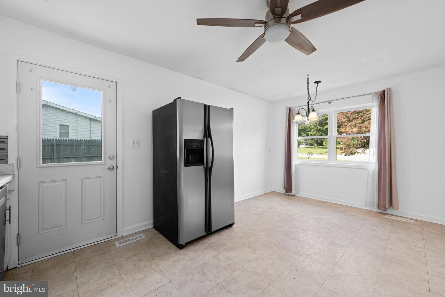 105 Hahn Road photo 13