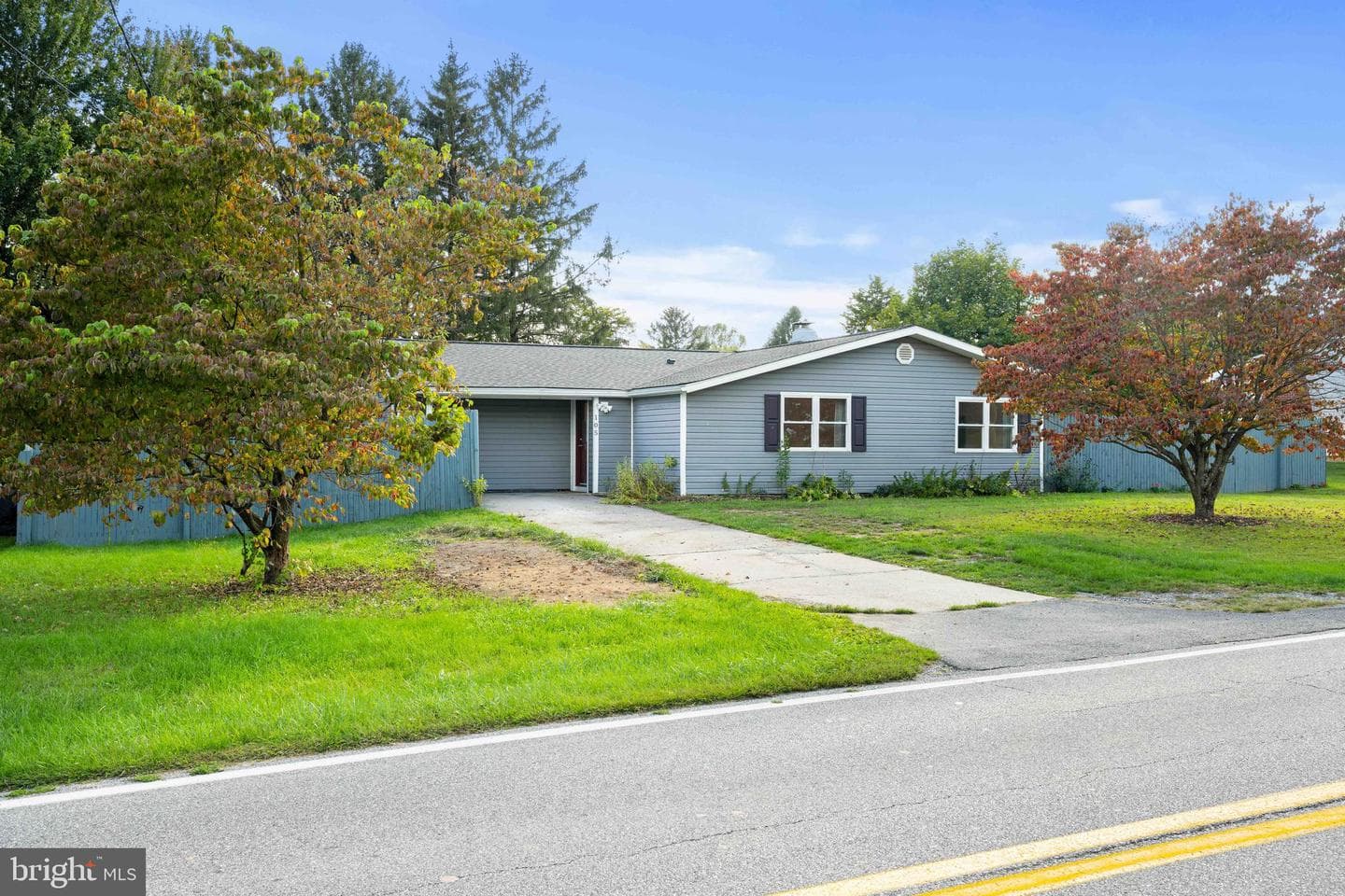105 Hahn Road photo 2