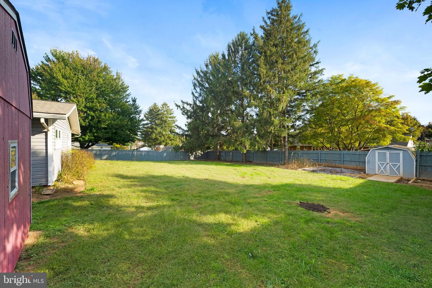 105 Hahn Road photo 40