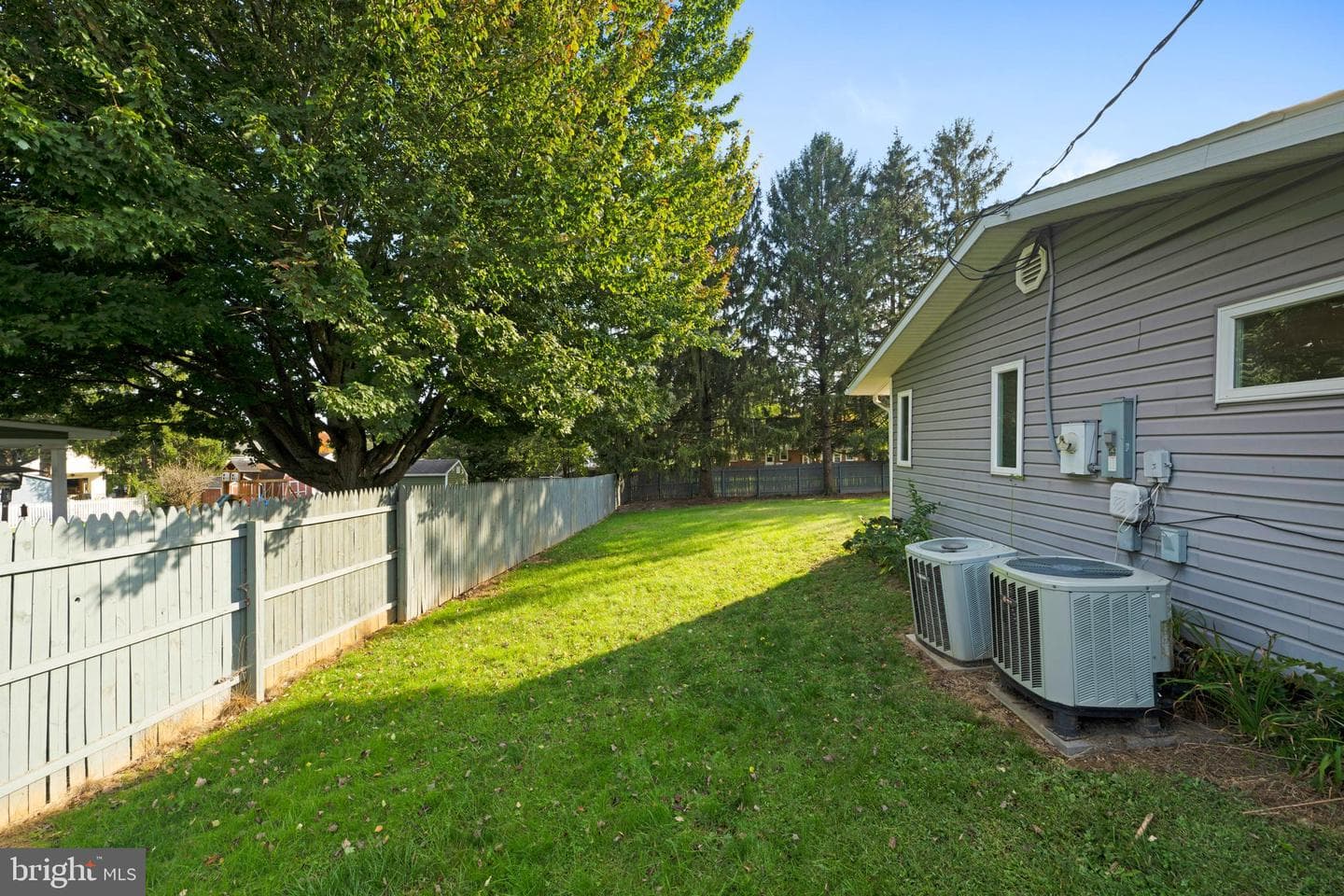 105 Hahn Road photo 42