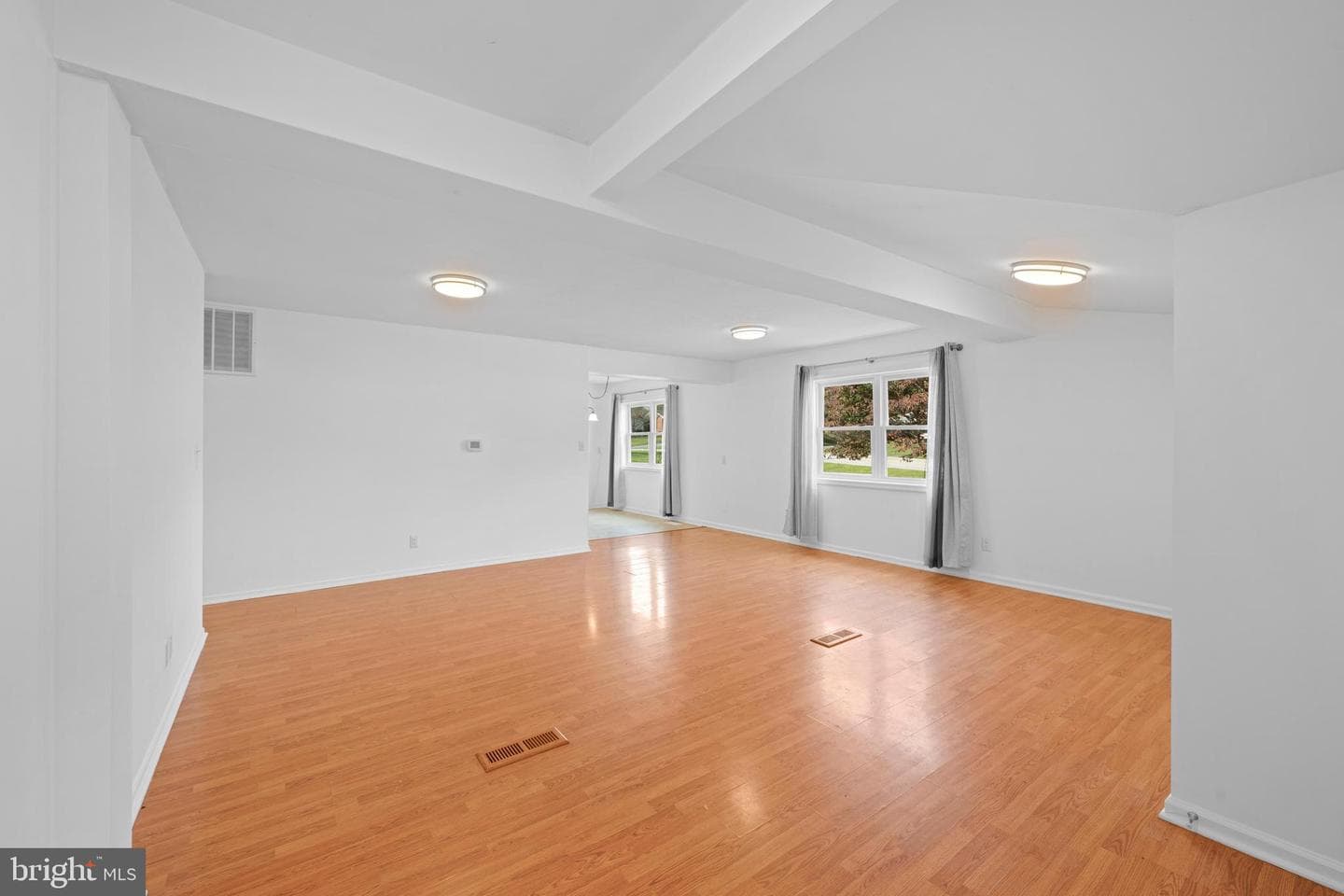 105 Hahn Road photo 9