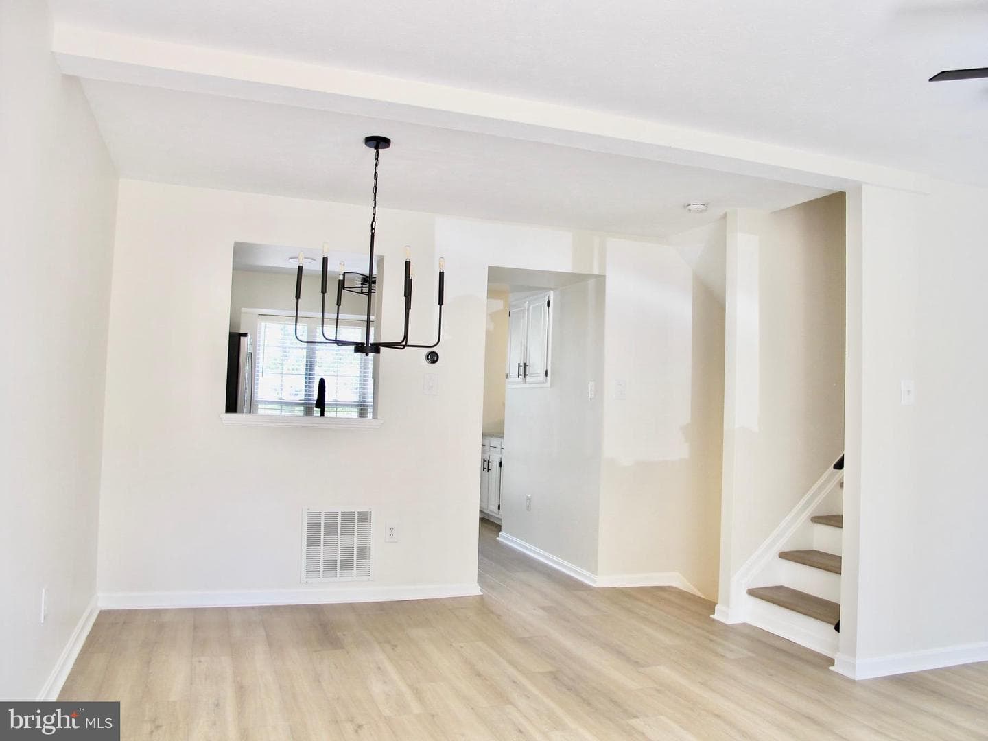 507 Crossbridge Drive photo 8