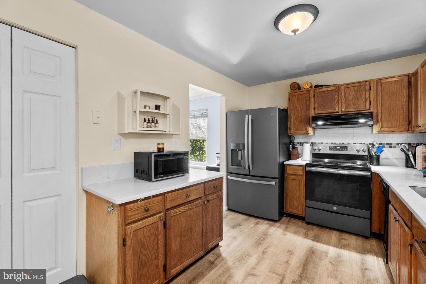 6397 Red Spruce Lane photo 8