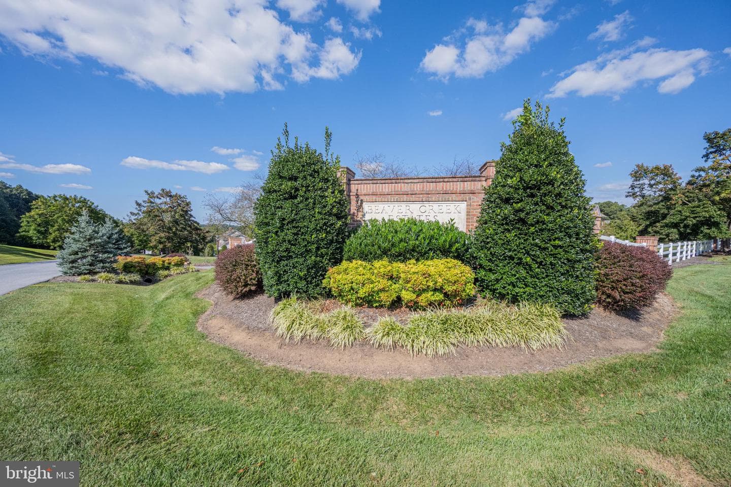 2865 Country Woods Court photo 2