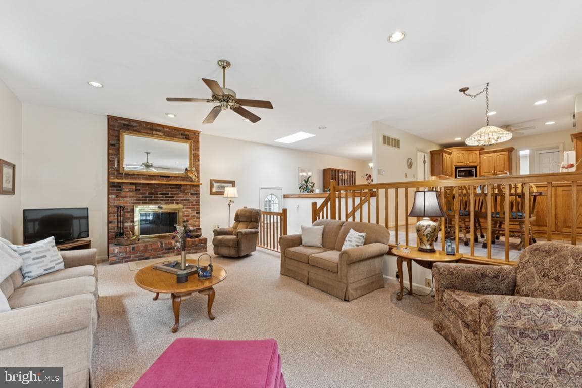 6820 Autumn View Drive photo 22