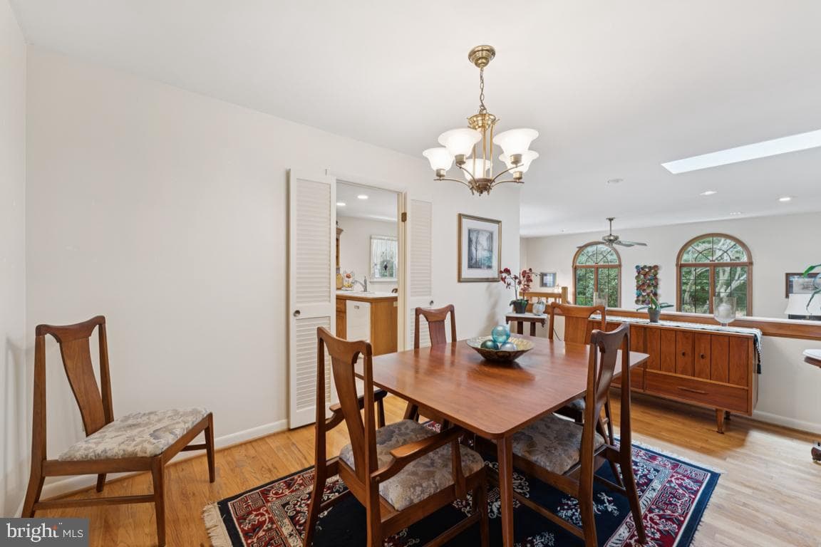 6820 Autumn View Drive photo 3