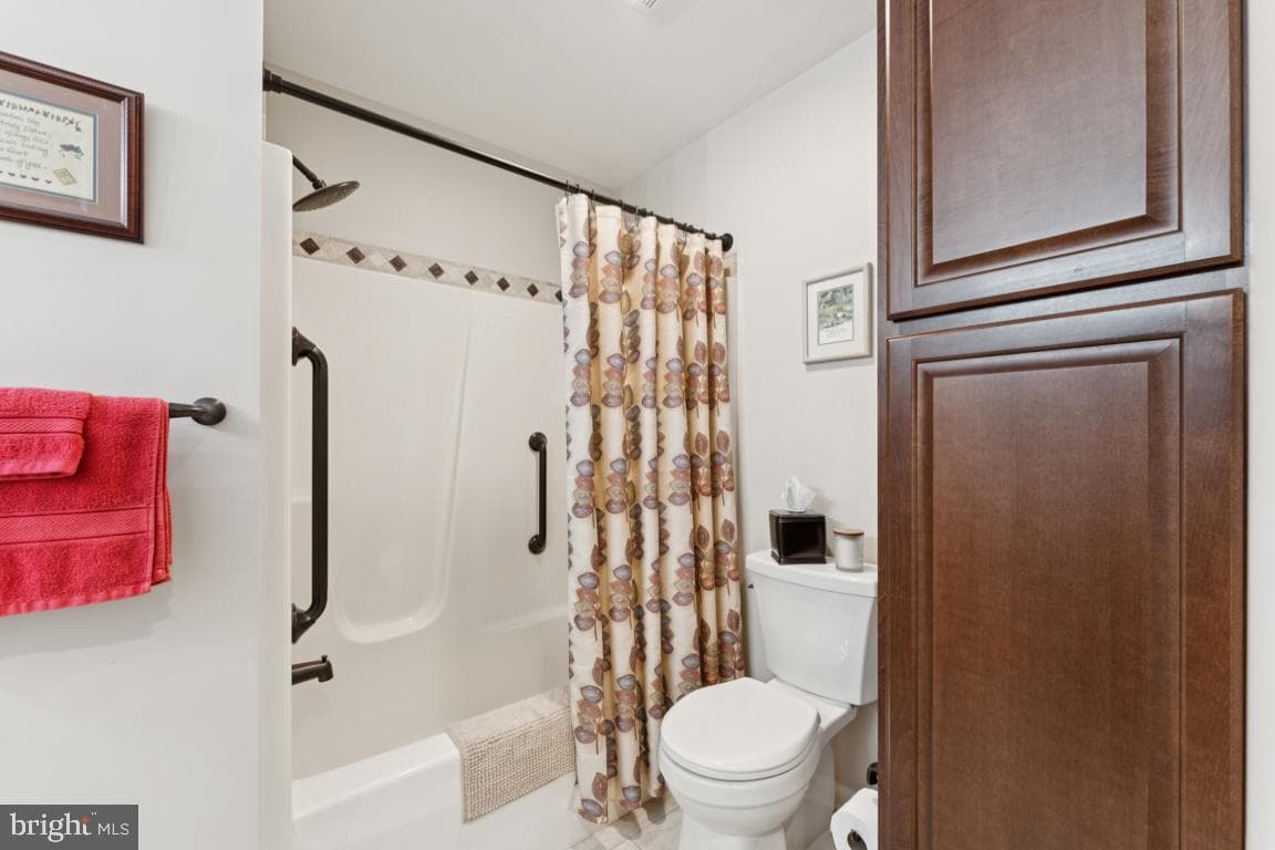 6820 Autumn View Drive photo 31