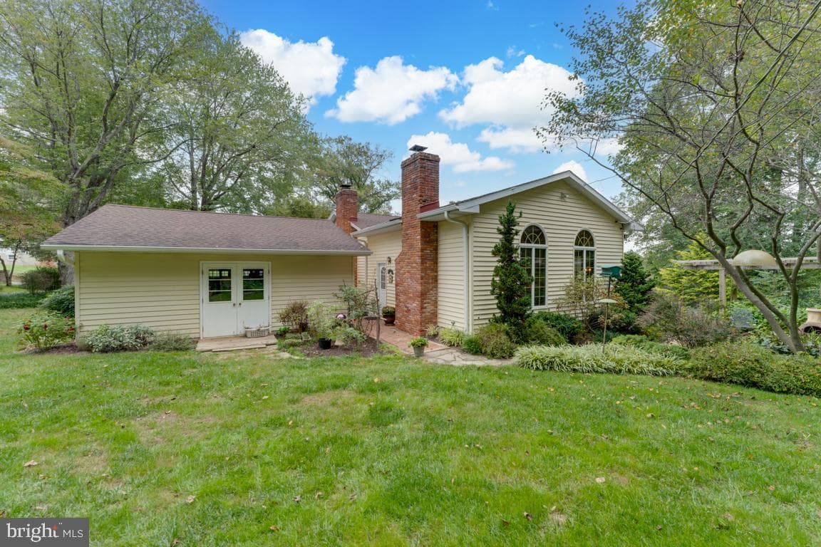 6820 Autumn View Drive photo 43