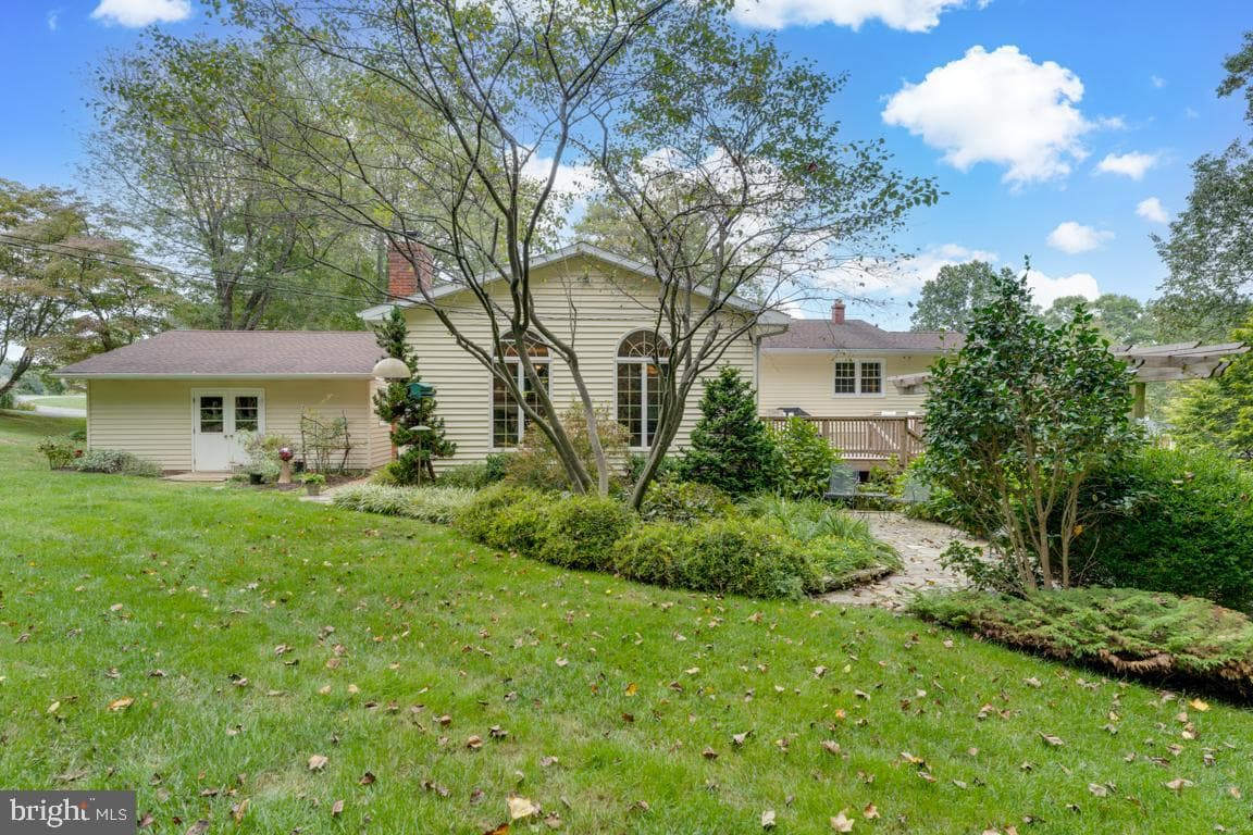 6820 Autumn View Drive photo 45