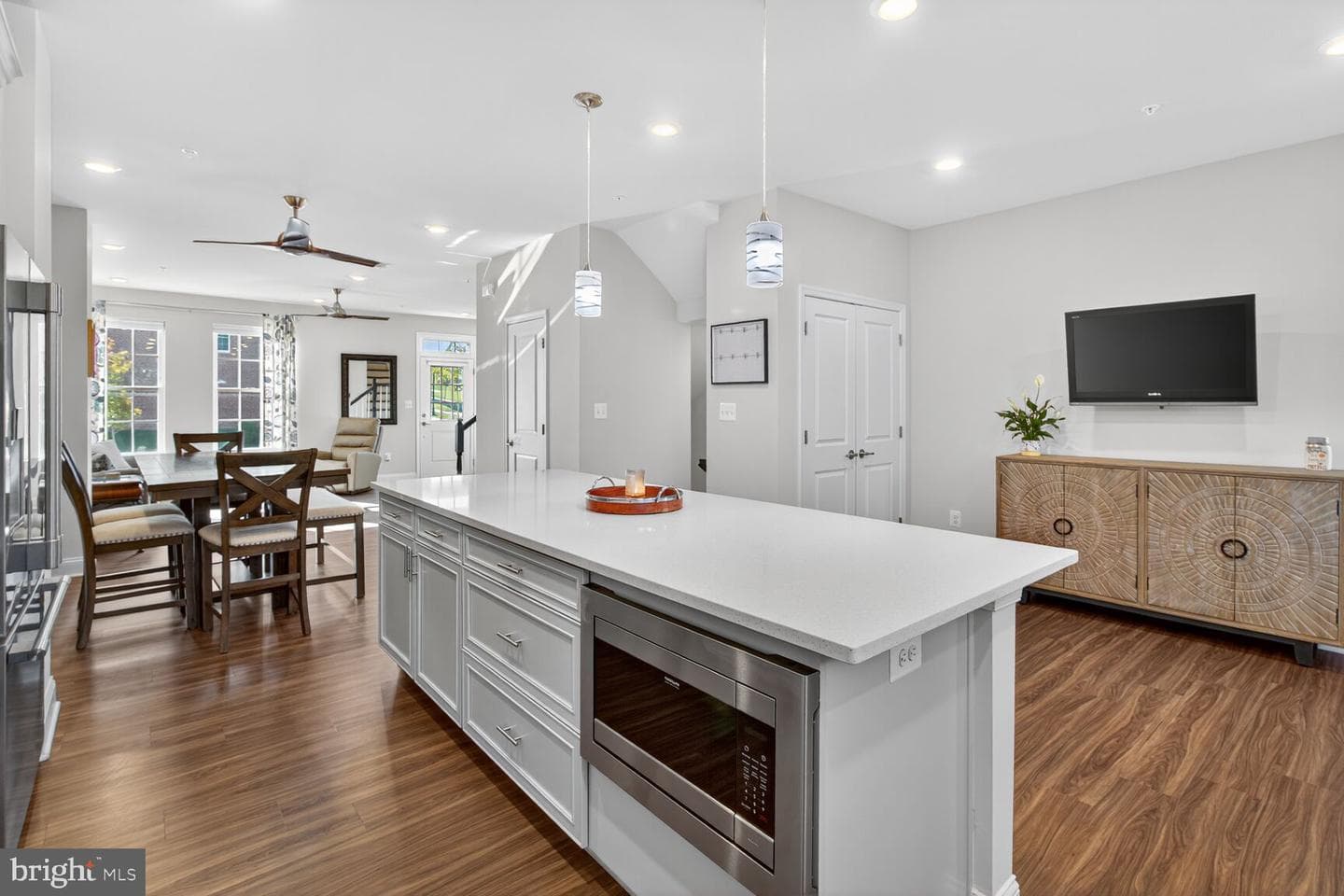 7284 Conley Alley photo 9
