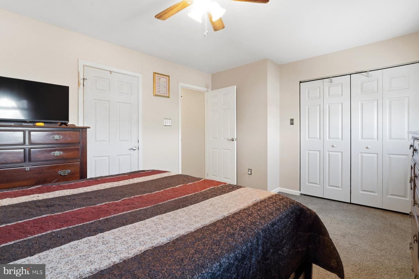 19 Fairground Avenue photo 18