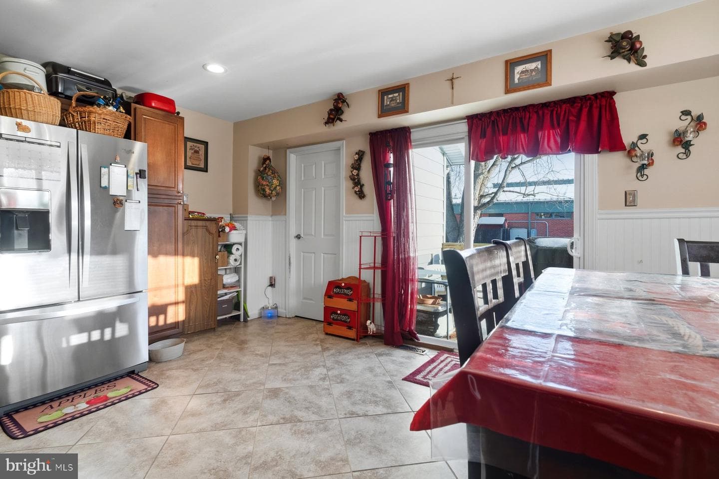 19 Fairground Avenue photo 8