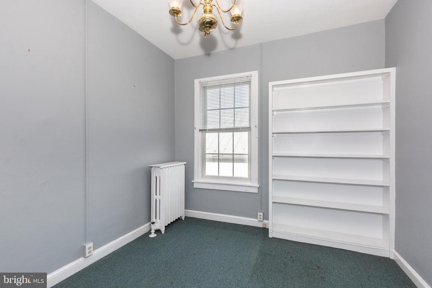 162 E Main Street photo 37