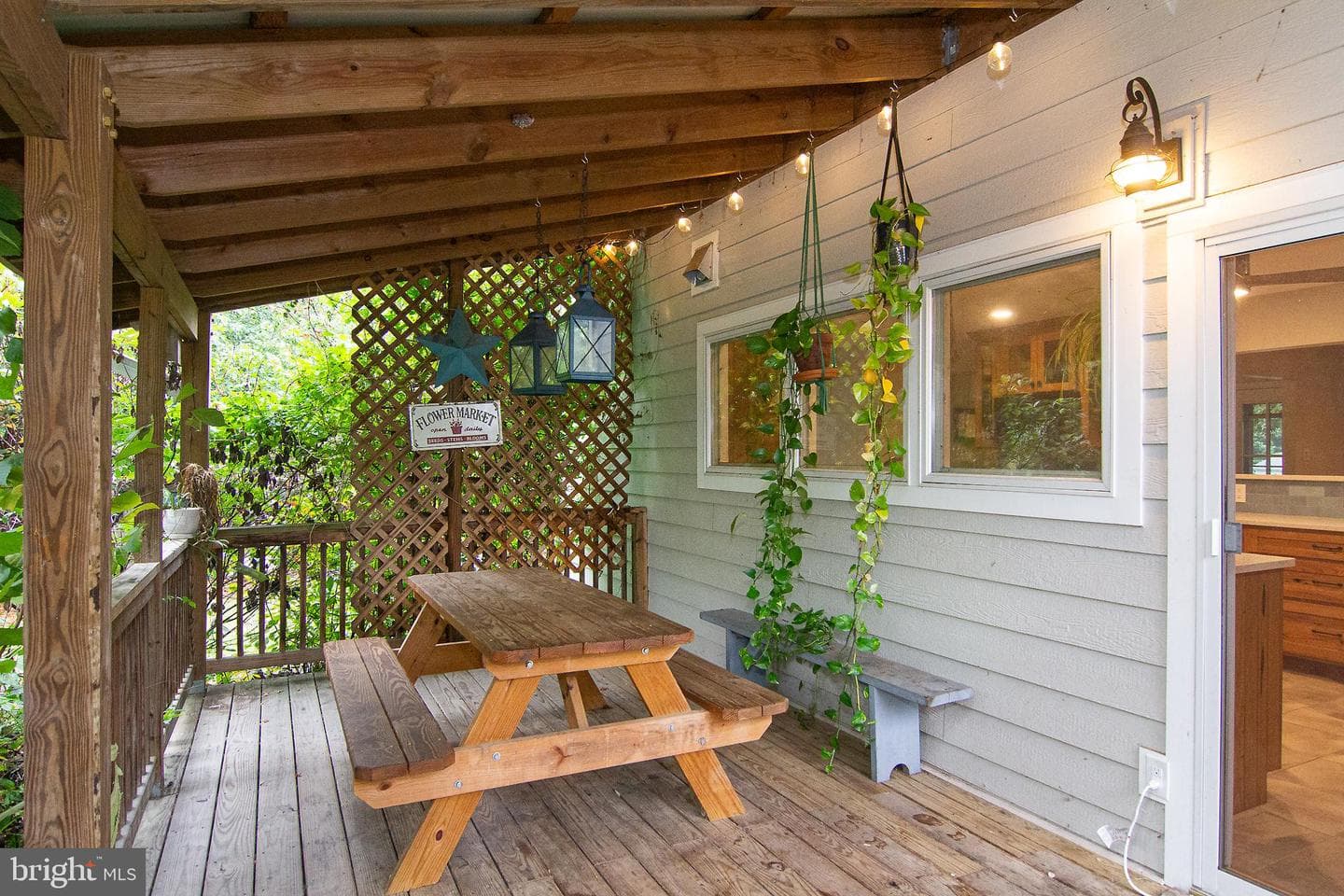 85 Marhill Court photo 33