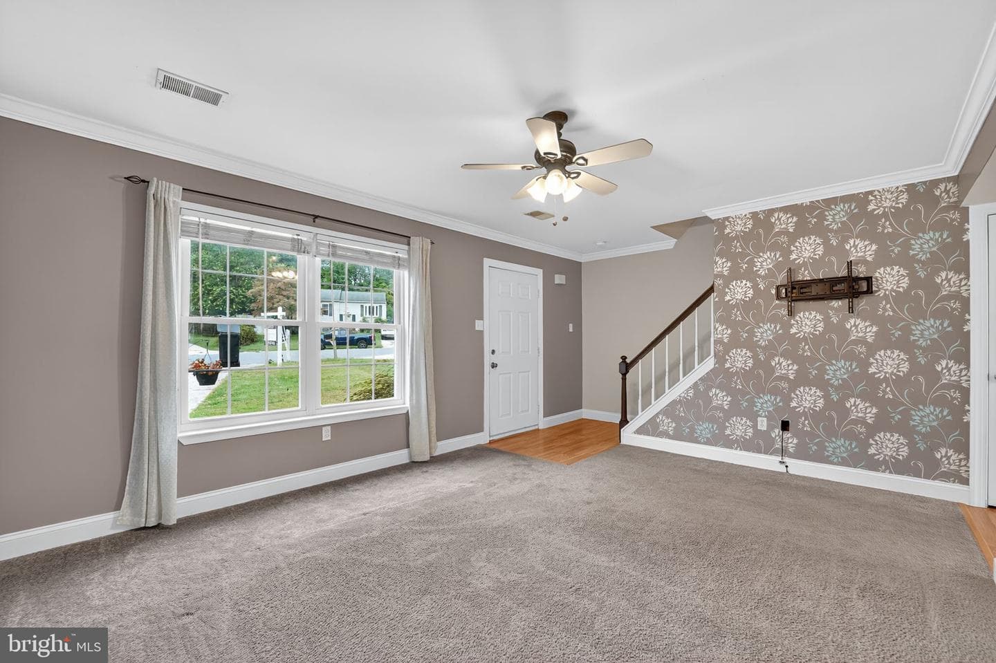 7579 Braemar Court photo 3