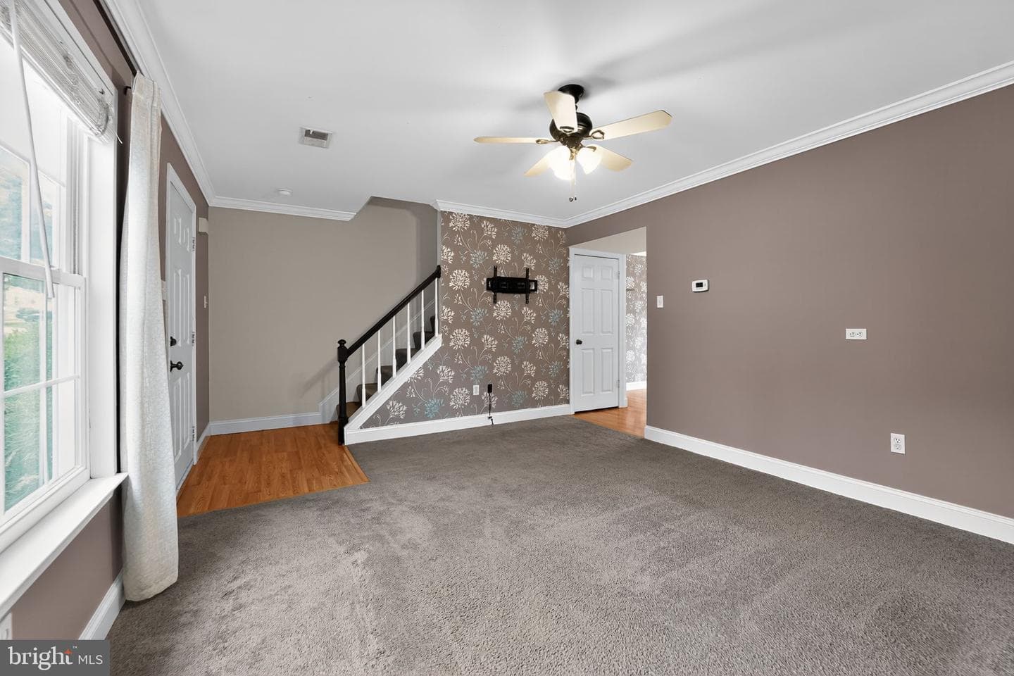 7579 Braemar Court photo 4
