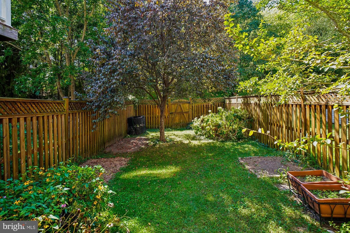 1718 Trestle Street photo 33