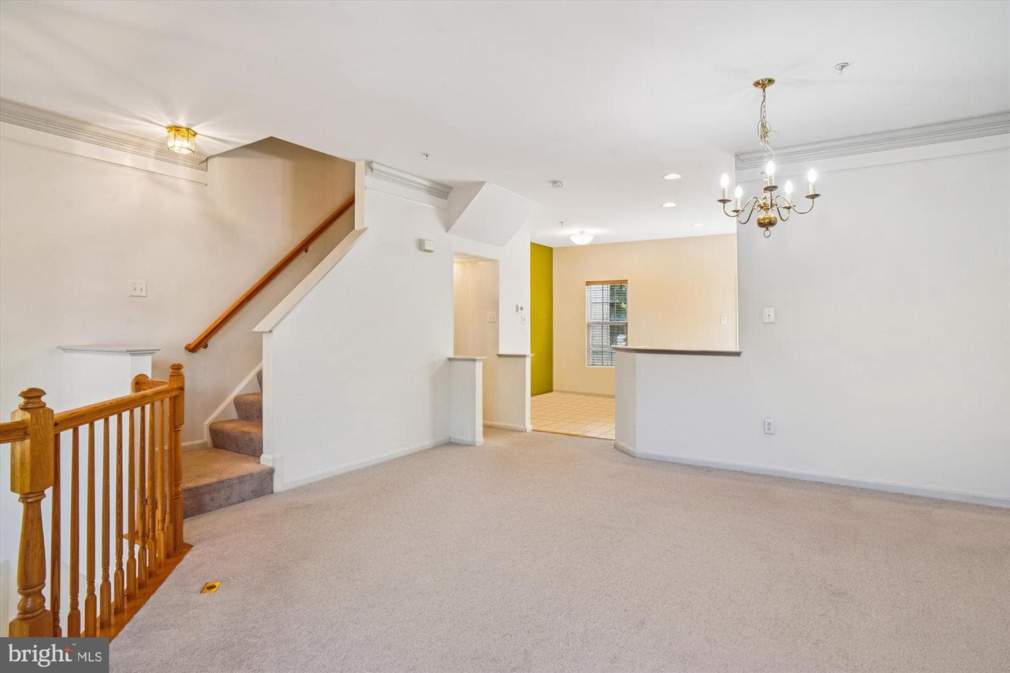 1718 Trestle Street photo 5